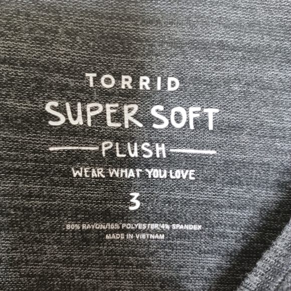 Torrid Super Soft Plush Black Marled Top 3X - Picture 4 of 6